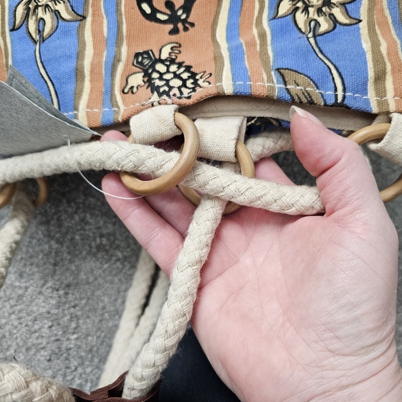 Canvas Giraffe and Turtle Bag - Picture 7 of 11